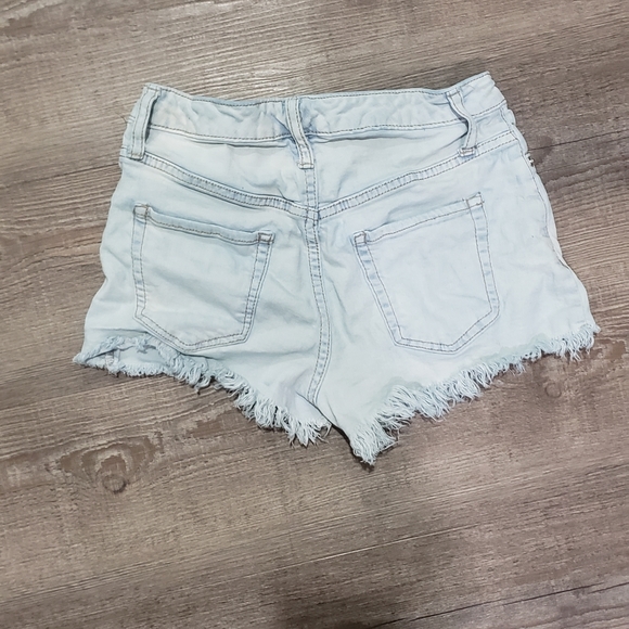 Wild fable short shorts 3 inch frayed edges size 00 - Picture 4 of 4